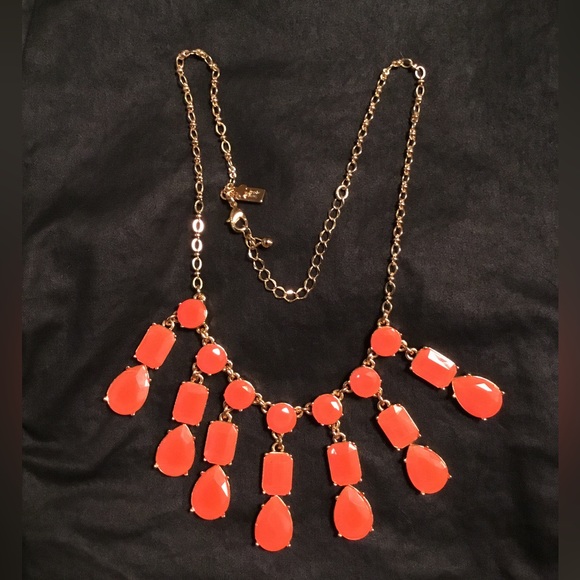 🥰 KATE SPADE NECKLACE